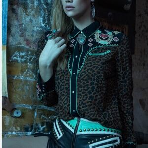 ISO. Double D Ranch ‘Jim’s Pair O Dice’ top